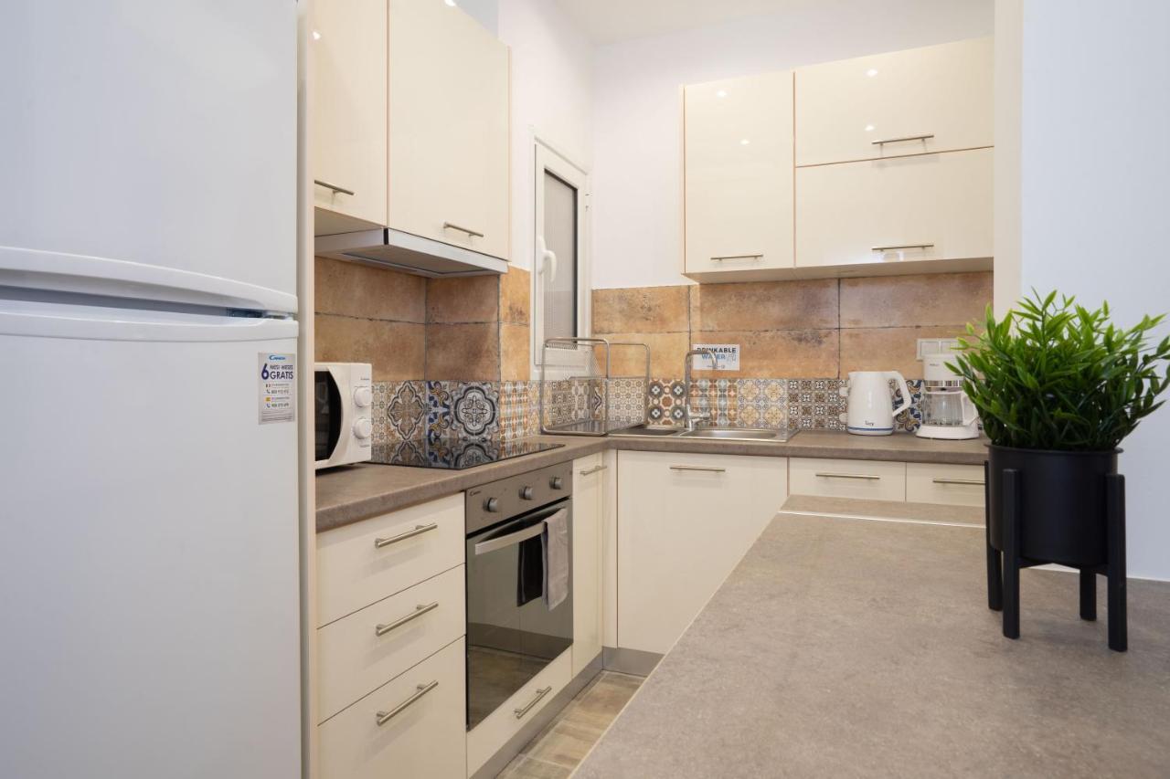 Black Pearl Apt In Koukaki Athens Exterior photo